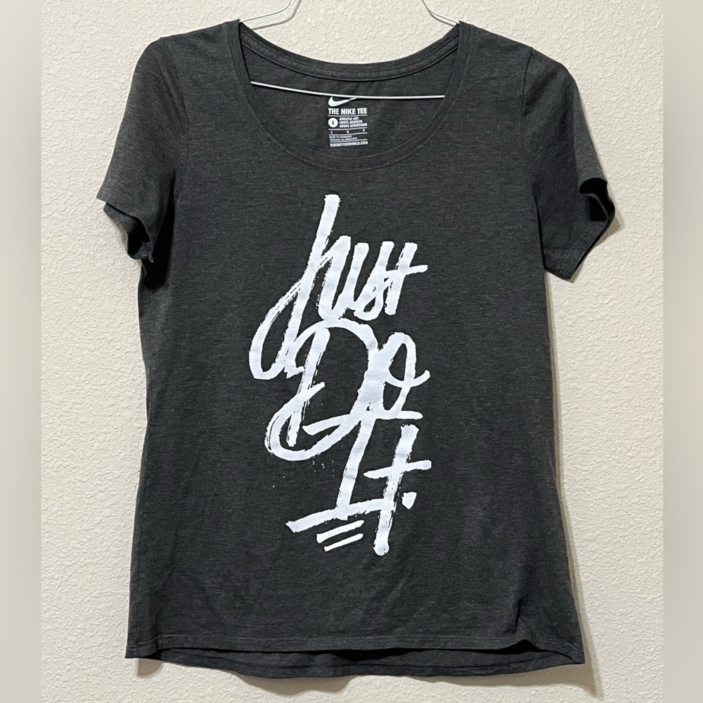 Gray  Nike, large women’s T-shirt